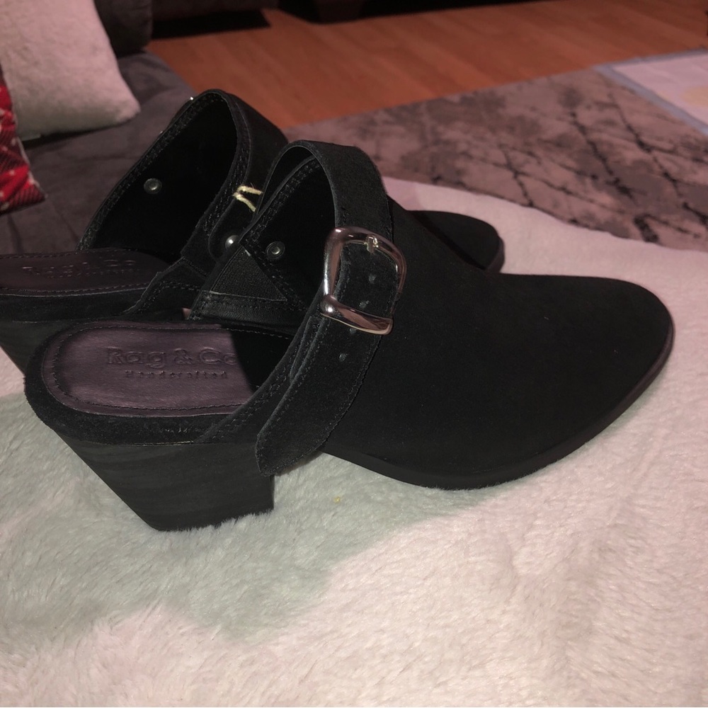Rag & Co hand crafted  Tarrah black suede mules  women’s size 8 New without box.